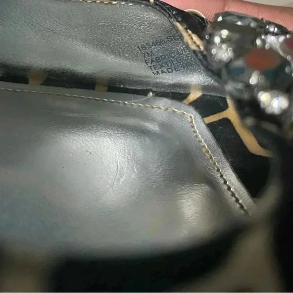 Michael Selena  Animal Print w/Jeweled Pendant - Picture 8 of 8